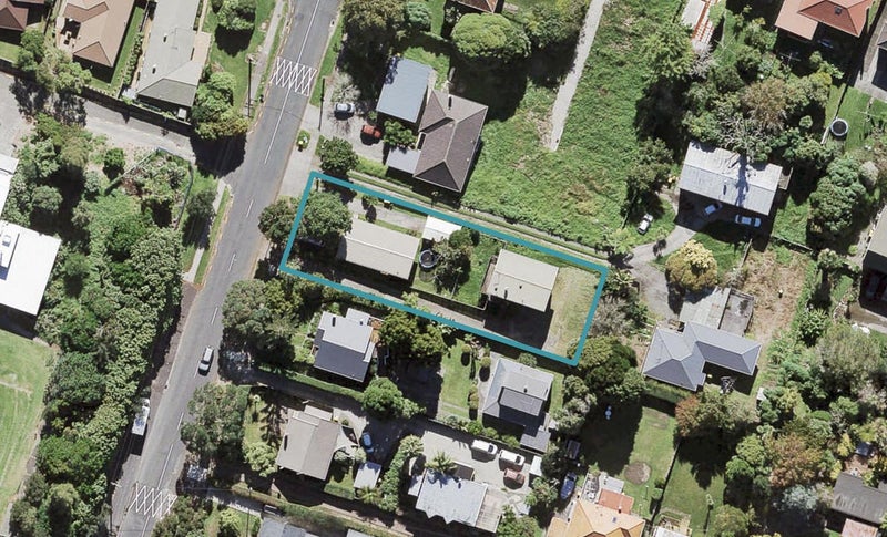 13A Lynwood Road, New Lynn, Auckland - Carousel 1