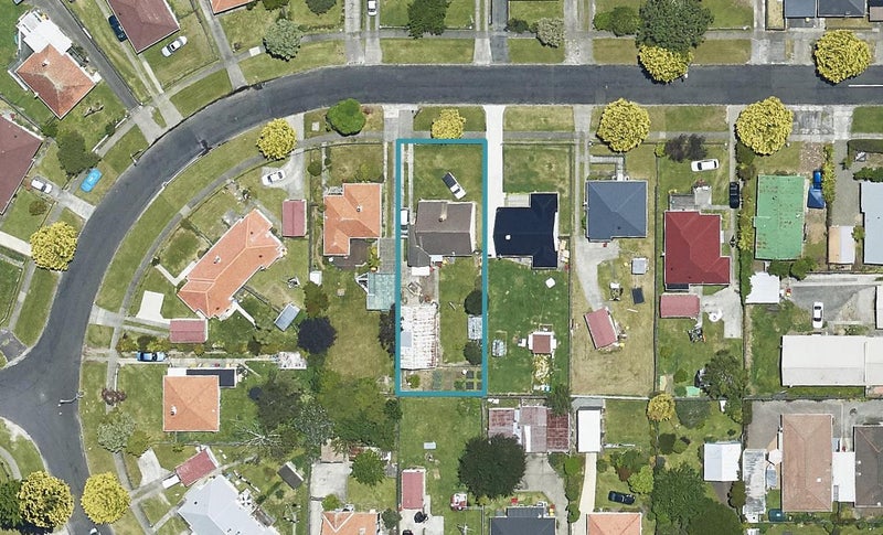 10 Wallace Crescent, Glenholme, Rotorua - Carousel 1