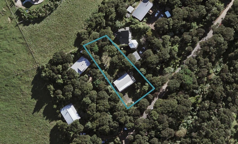 55 Wilma Road, Ostend, Waiheke Island - Carousel 1