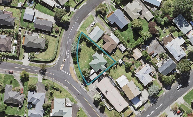 3 Arlette Place, Massey, Auckland - Carousel 1