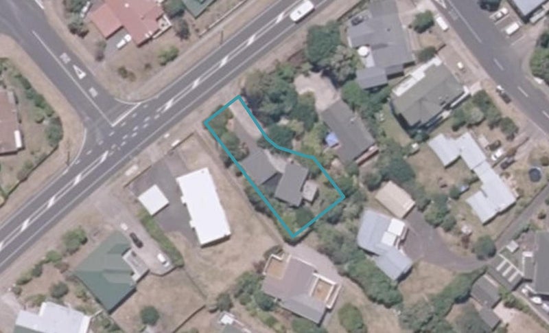 2/709 Acacia Bay Road, Acacia Bay, Taupo - Carousel 1