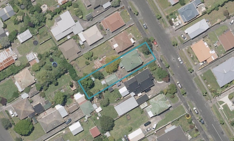13 Moana Street, Whanganui East, Whanganui - Carousel 1