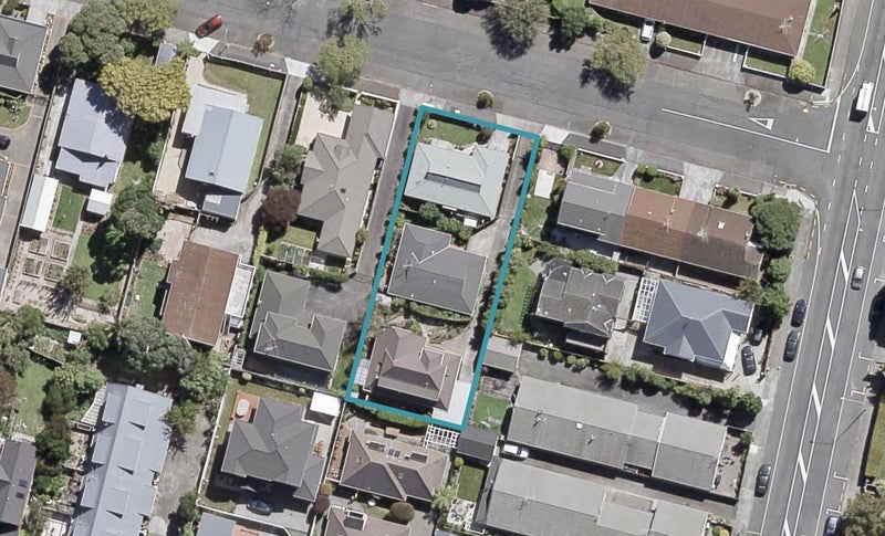 1/14 Nikau Grove, Woburn, Lower Hutt - Carousel 1