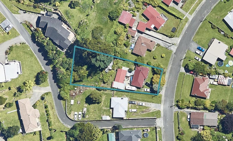 69 Thomas Crescent, Western Heights, Rotorua - Carousel 1