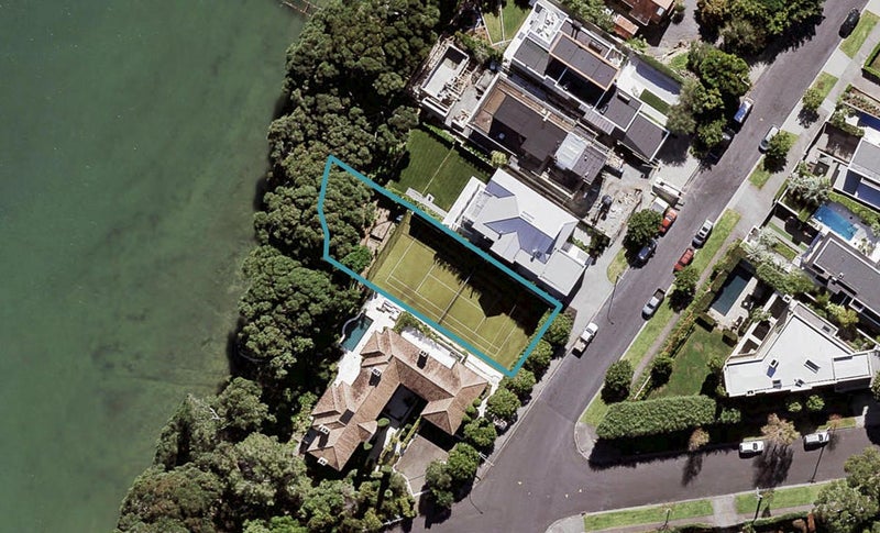 51 Marine Parade, Herne Bay, Auckland - Carousel 1