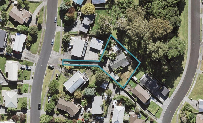 29B Elizabeth Drive, West Harbour, Auckland - Carousel 1