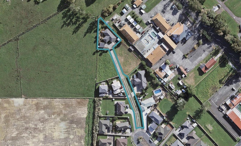 28 Aitkenhead Court, Parakai, Helensville - Carousel 1