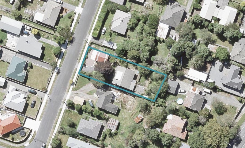 17 Peel Place, Wainuiomata, Lower Hutt - Carousel 1