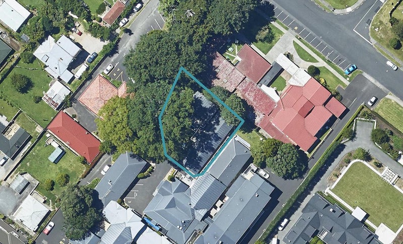 2/106 Thirteenth Avenue, Tauranga South, Tauranga - Carousel 1