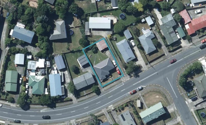 410 Warspite Avenue, Ascot Park, Porirua - Carousel 1