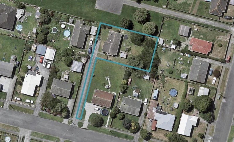 27 Temuera Street, Otaki - Carousel 1