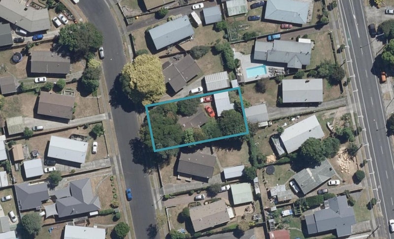 28 Elmwood Crescent, Pukete, Hamilton - Carousel 1