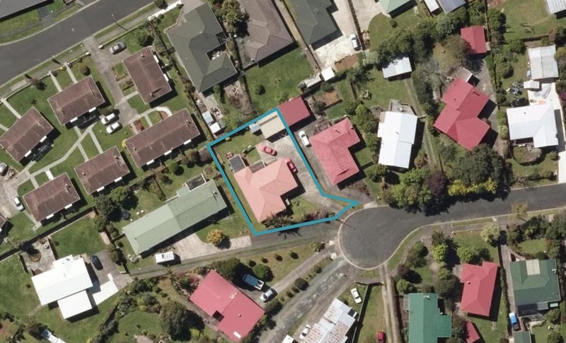 23 Te Anau Place, Tikipunga, Whangarei - Carousel 1