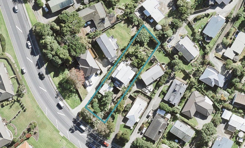 446 Whangaparaoa Road, Stanmore Bay, Whangaparaoa - Carousel 1