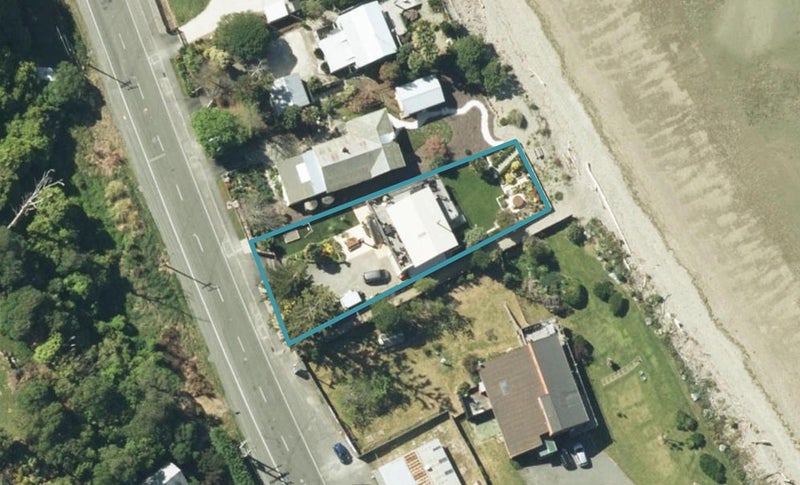 176 Stafford Drive, Ruby Bay, Mapua - Carousel 1