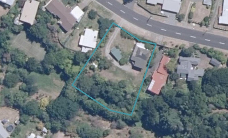 33 Ingle Avenue, Waipahihi, Taupo - Carousel 1