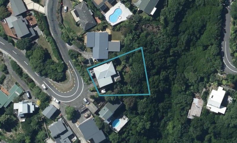 83 Motuhara Road, Plimmerton, Porirua - Carousel 1