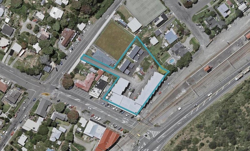 12/8 Wellington Road, Paekakariki, Paekakariki - Carousel 1