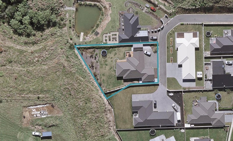 16B Fernbrook Drive, Hurworth, New Plymouth - Carousel 1