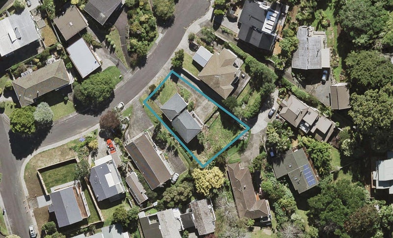 7 Impala Place, Hillsborough, Auckland - Carousel 1