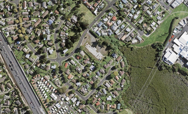 81C Kindergarten Drive, Conifer Grove, Takanini - Carousel 1