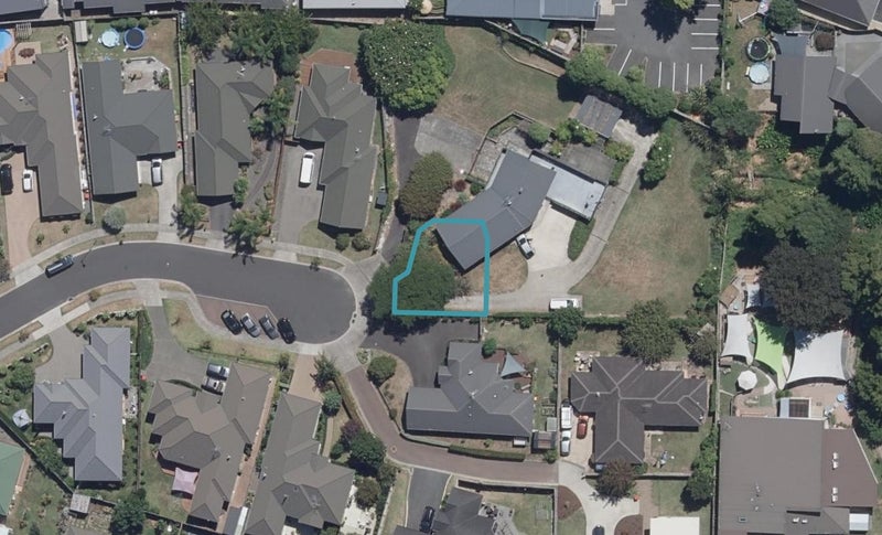 1/25 MacCallum Court, Rototuna, Hamilton - Carousel 1