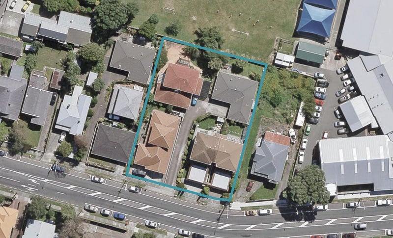 3/47 Kings Crescent, Hutt Central, Lower Hutt - Carousel 1