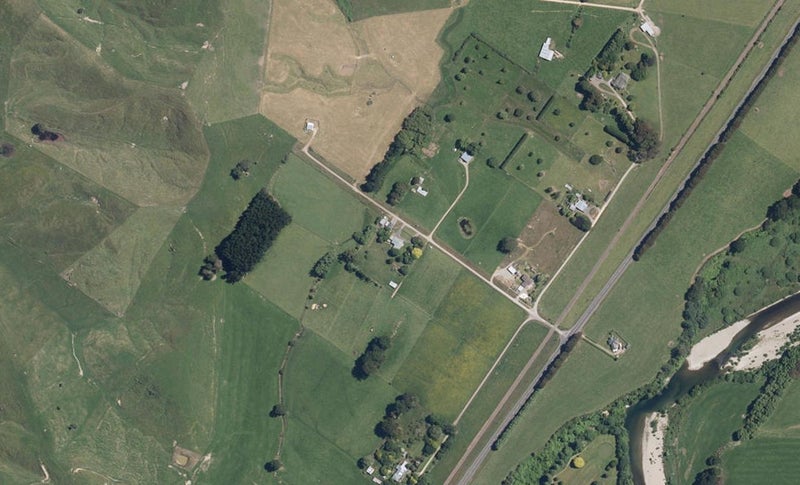 26 Taylors Road, Mangatainoka, Pahiatua - Carousel 1