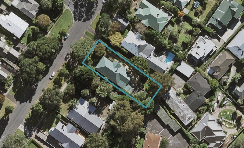 20 Aratonga Avenue, Greenlane, Auckland - Carousel 1