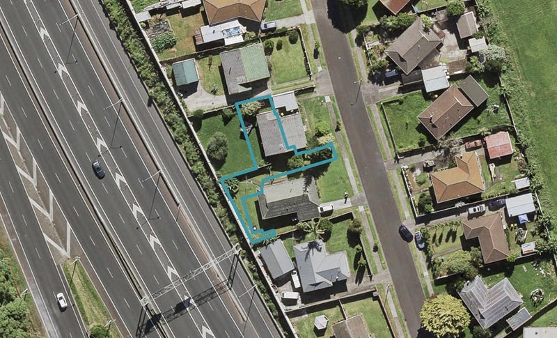 13B Ashmore Place, Favona, Auckland - Carousel 1