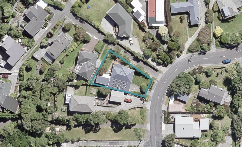 16 Pokohiwi Road, Normandale, Lower Hutt - Carousel 1