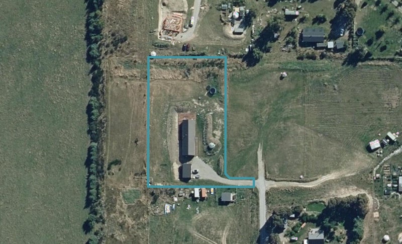 9 Maude View Road, Wanaka - Carousel 1