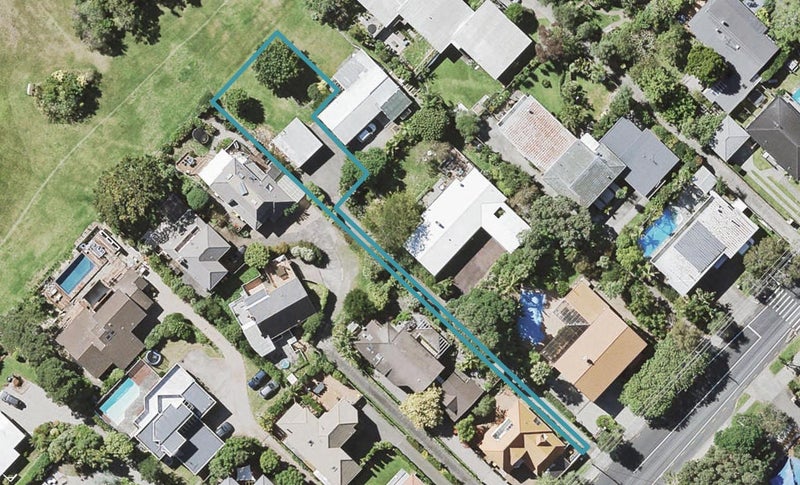 94 Aberdeen Road, Campbells Bay, Auckland - Carousel 1