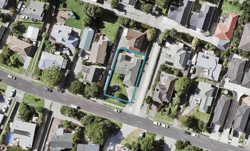 47 Gibraltar Street, Howick, Auckland - Carousel 1