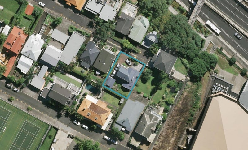 11 Harbour Street, Saint Marys Bay, Auckland - Carousel 1