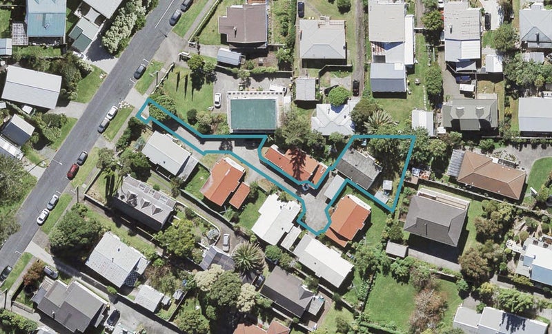 9F Brandon Road, Glen Eden, Auckland - Carousel 1