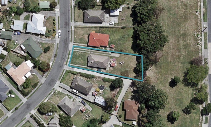 7 Richmond Street, Maraenui, Napier - Carousel 1
