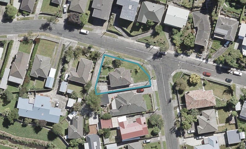 2 Parnell Street, Fairfield, Lower Hutt - Carousel 1