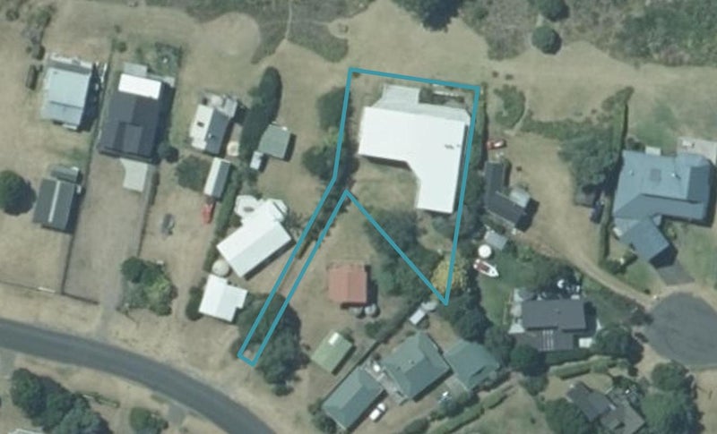 29 Banks Street, Cooks Beach, Whitianga - Carousel 1
