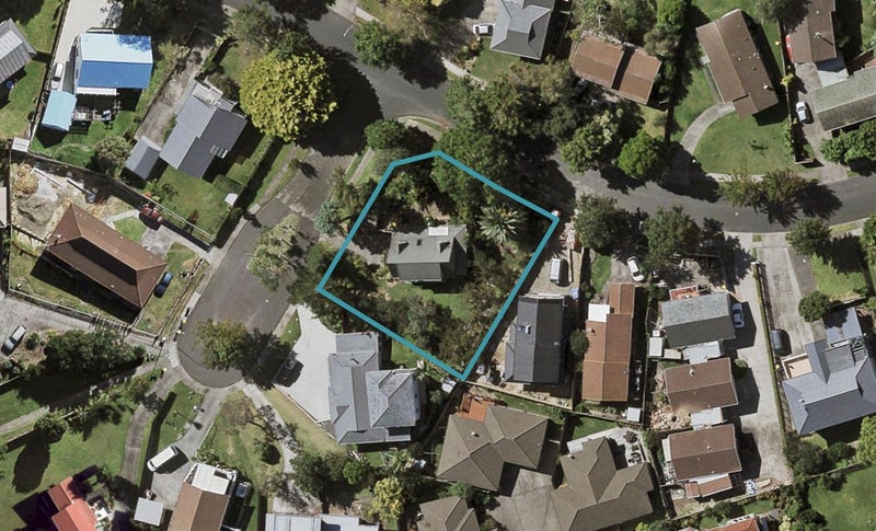2 Juvena Place, Clover Park, Auckland - Carousel 1