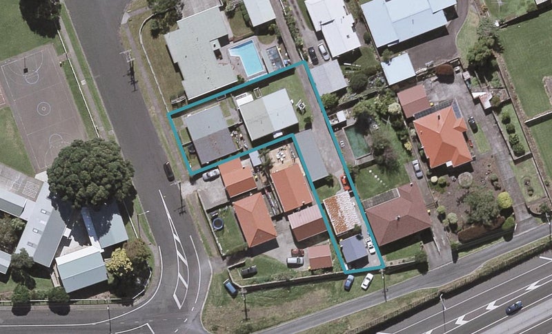 3/4 Wynyard Street, Bell Block, New Plymouth - Carousel 1
