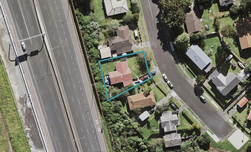 29D Holmes Drive, West Harbour, Auckland - Carousel 1