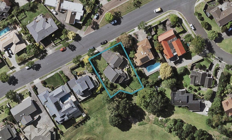 24 Panapa Drive, Saint Johns, Auckland - Carousel 1