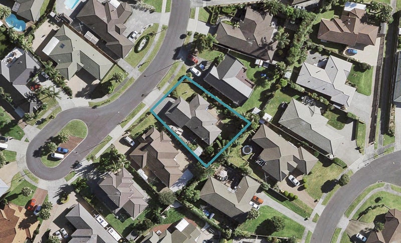 20 Crannog Fen, Wattle Downs, Auckland - Carousel 1