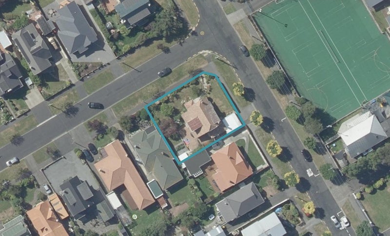 26 Wilson Avenue, Saint Clair, Dunedin - Carousel 1