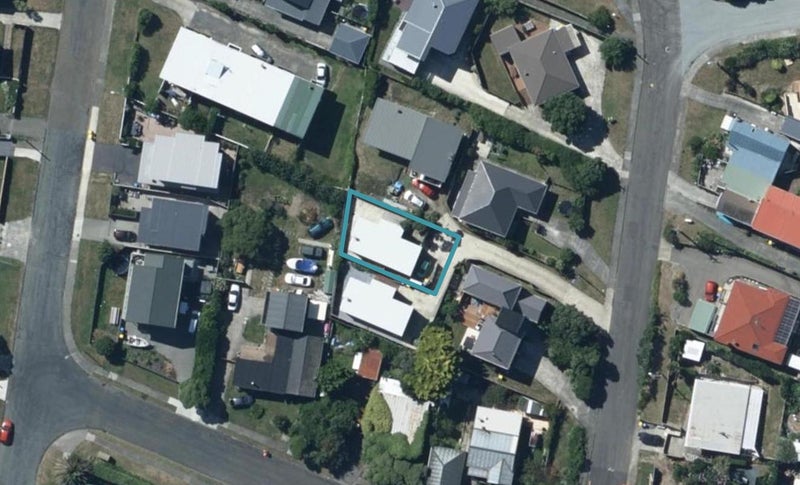 17A Richard Street, Titahi Bay, Porirua - Carousel 1