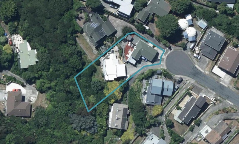17 TREMAINE PL, CAMBORNE, PORIRUA - Carousel 1