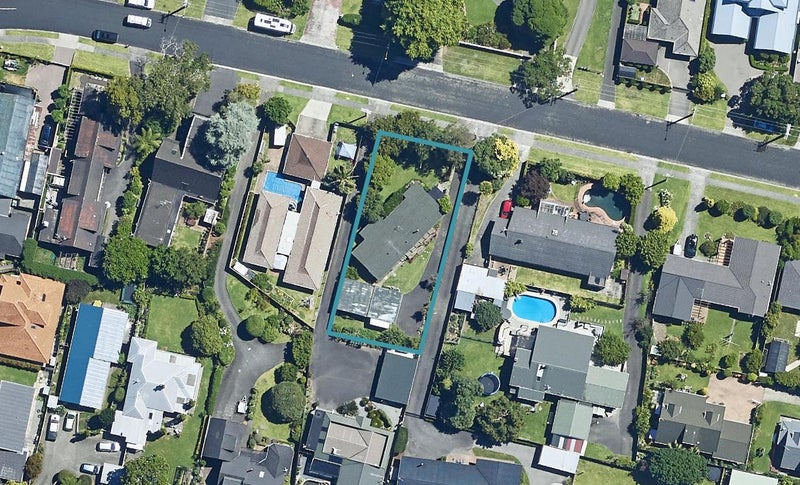 15 Hinewa Road, Otumoetai, Tauranga - Carousel 1