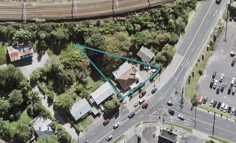 19 Titirangi Road, New Lynn, Auckland - Carousel 1