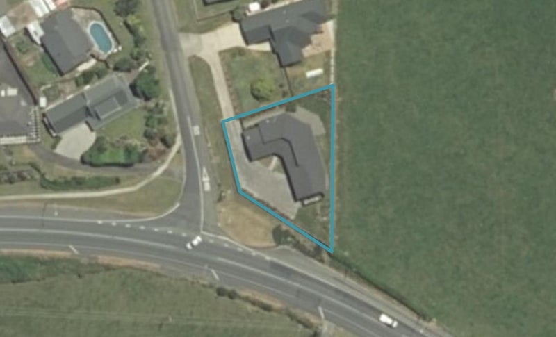 2 Blucks Road, Otorohanga, Otorohanga - Carousel 1
